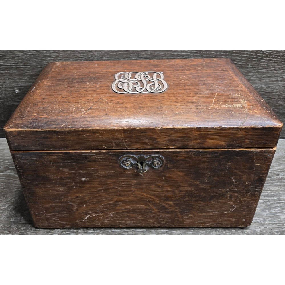 Vintage Oak Wood Cigar Humidor Keepsake Jewelry Box Metal Lined Monogram Chest
